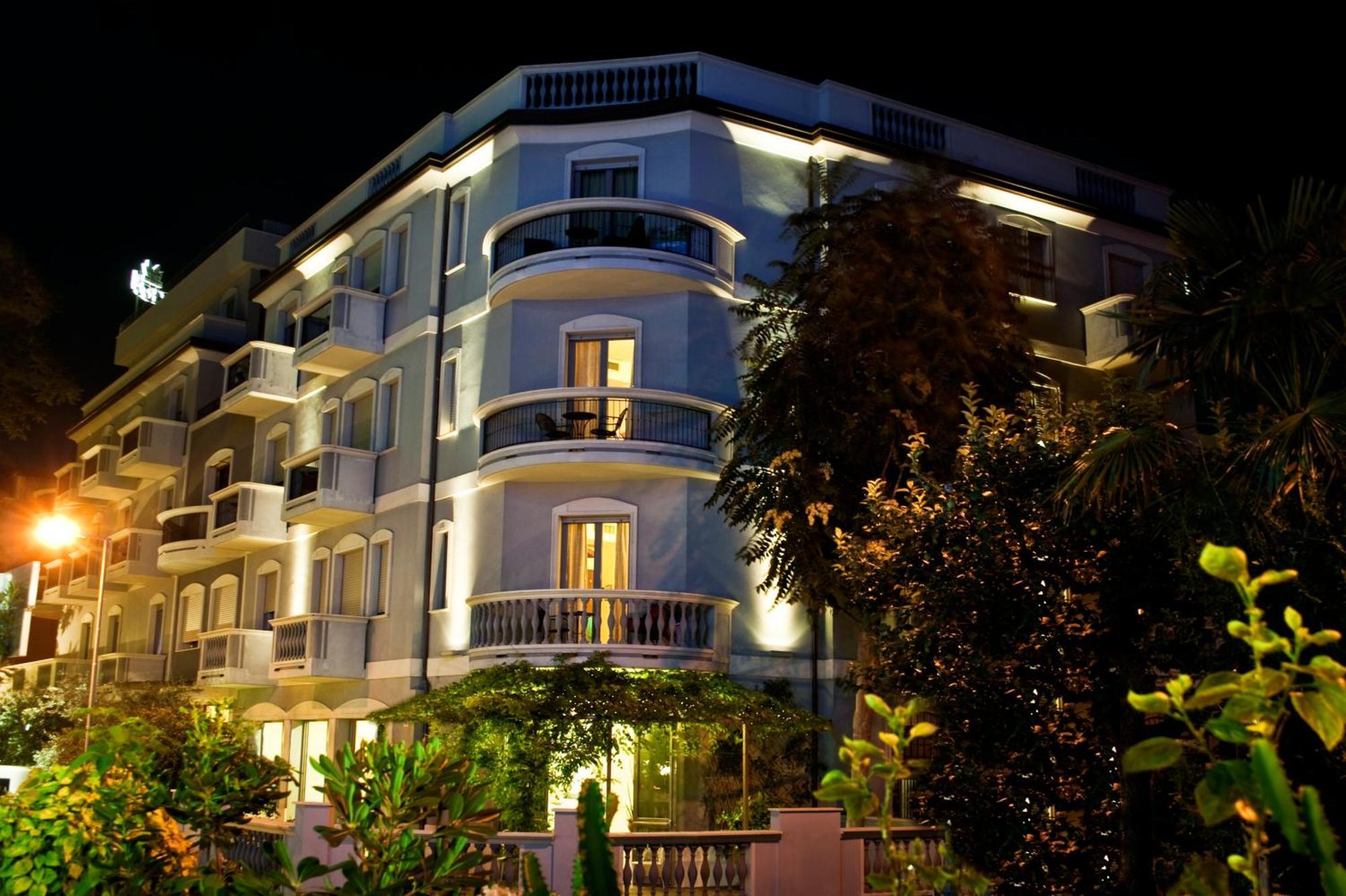 Sovrana Hotel & Spa Rimini Esterno foto