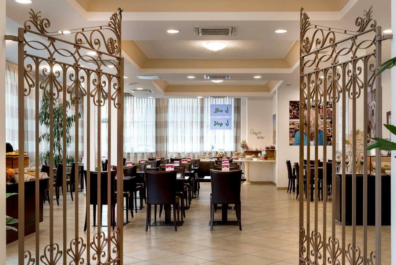 Sovrana Hotel & Spa Rimini Esterno foto